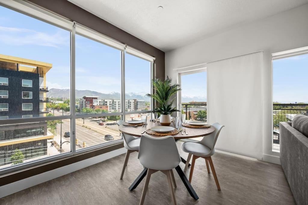 Lux 2 Bd Boho In Heart Of Slc Apartment Salt Lake City Bagian luar foto